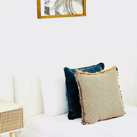 Canaryislandshost L Lava Y Mar Lanzarote Appartement
